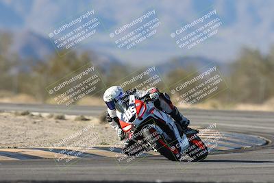 media/Dec-07-2025-CVMA (Sun) [[3e7d2de5dc]]/Race 12- Formula 40 MW and LW/